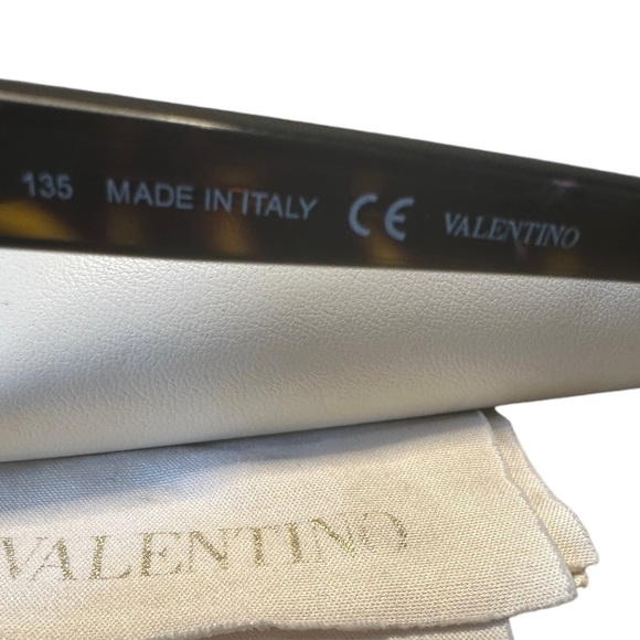 Valentino Rockstud sunglasses - gently used - Picture 6 of 10